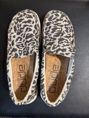 Hey Dude Women's Black & White Leopard Print Slip-Ons